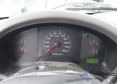 2004 Ford F-150 Stx/Xl/Xlt z USA, uszkodzony, nr VIN 1FTRF12W14NA97862